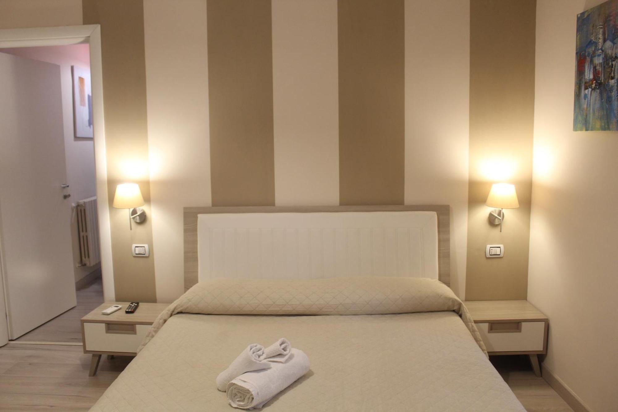 Donna Melina Bed and Breakfast Mileto Exteriör bild