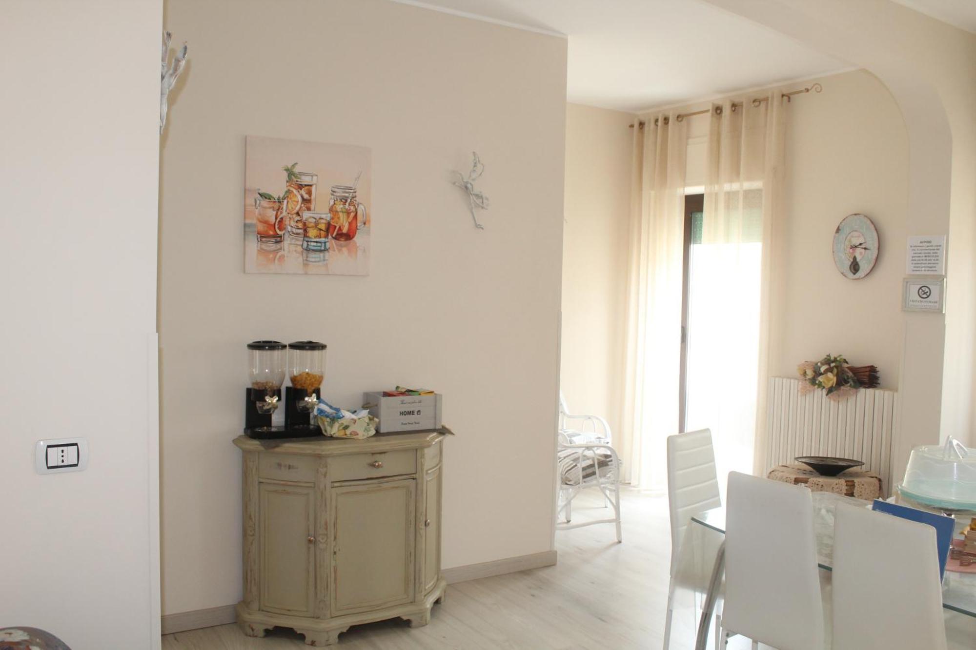 Donna Melina Bed and Breakfast Mileto Exteriör bild
