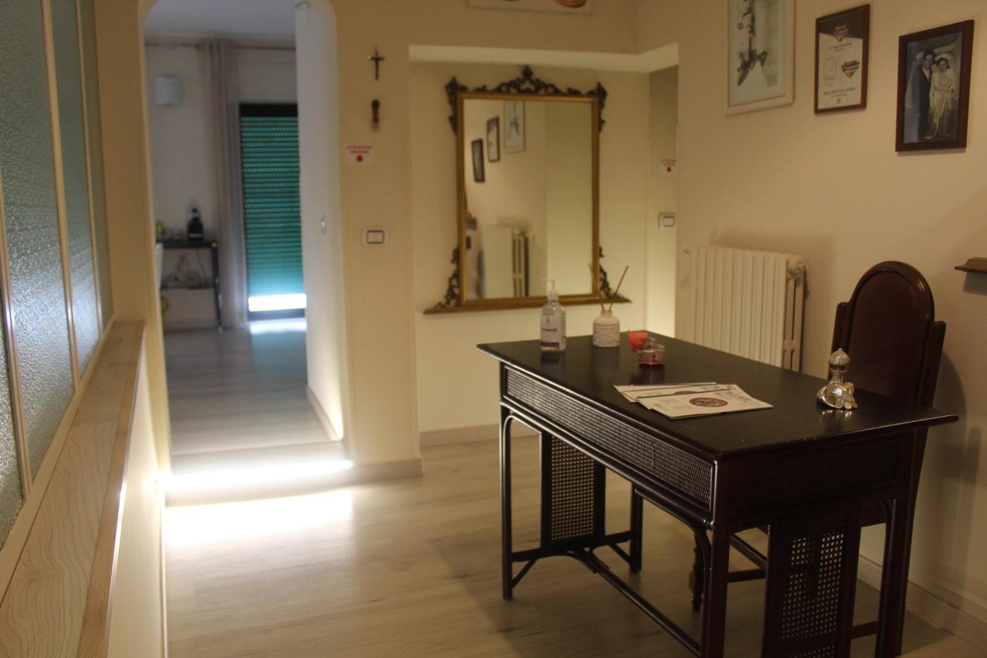 Donna Melina Bed and Breakfast Mileto Exteriör bild